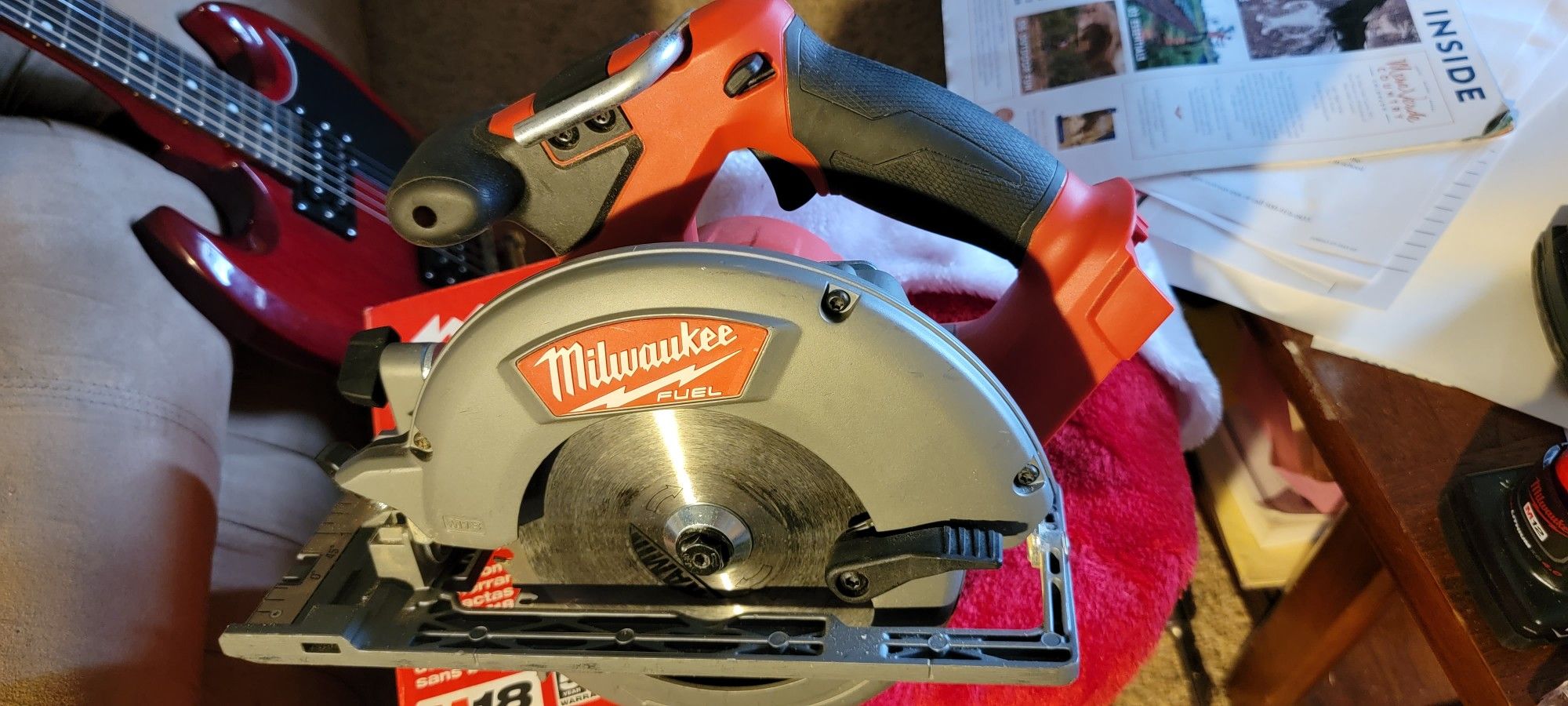 Milwaukee FUEL CIRCULAR SAW 