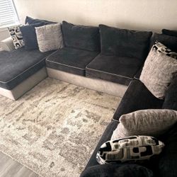 Sectional Couch 