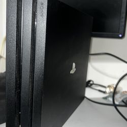 PS4 Pro 1TB – Excellent Condition