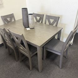 Dining Table 6 Chairs 