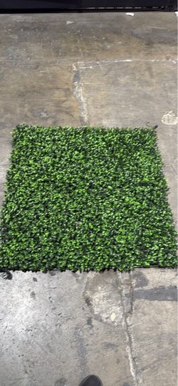 Faux Hedge Expanding Gardenia Trellis 36” H x 72” L