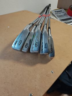 *VINTAGE* Mizuno "Silver Cup" Iron Set 3-PW