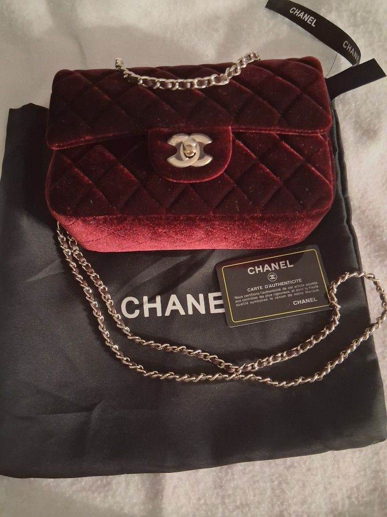 New CHANEL mini Flap Bag