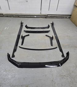 For BMW X7 G07 LCI 2023-26 Body Kit Front Lip splitters Spoiler Rear Diffuser Side Skirts