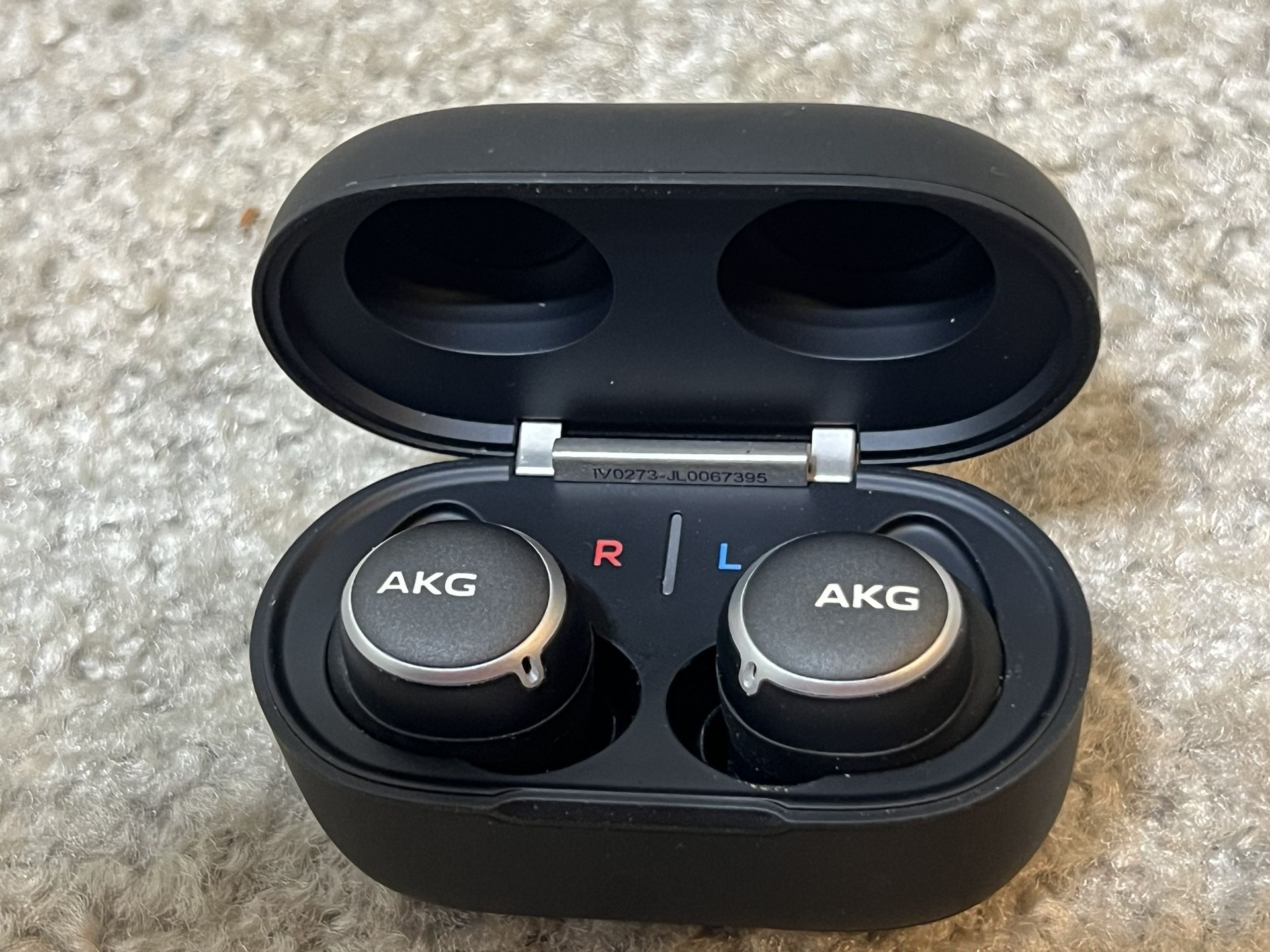 AKG N400 ANC True Wireless Bluetooth Earphones