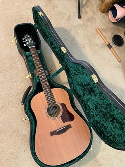 Seagull S6 Acoustic Guitar