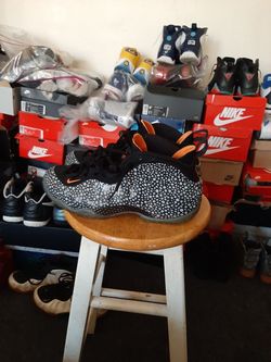 Foamposite safari sz 10.5 good condition $110