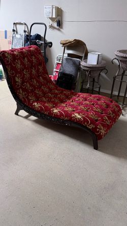 Lounge chair