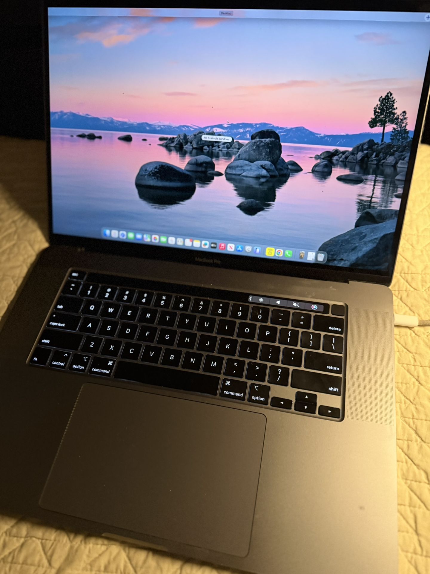 MacBook Pro 16-inch 2019 With AppleCare +
