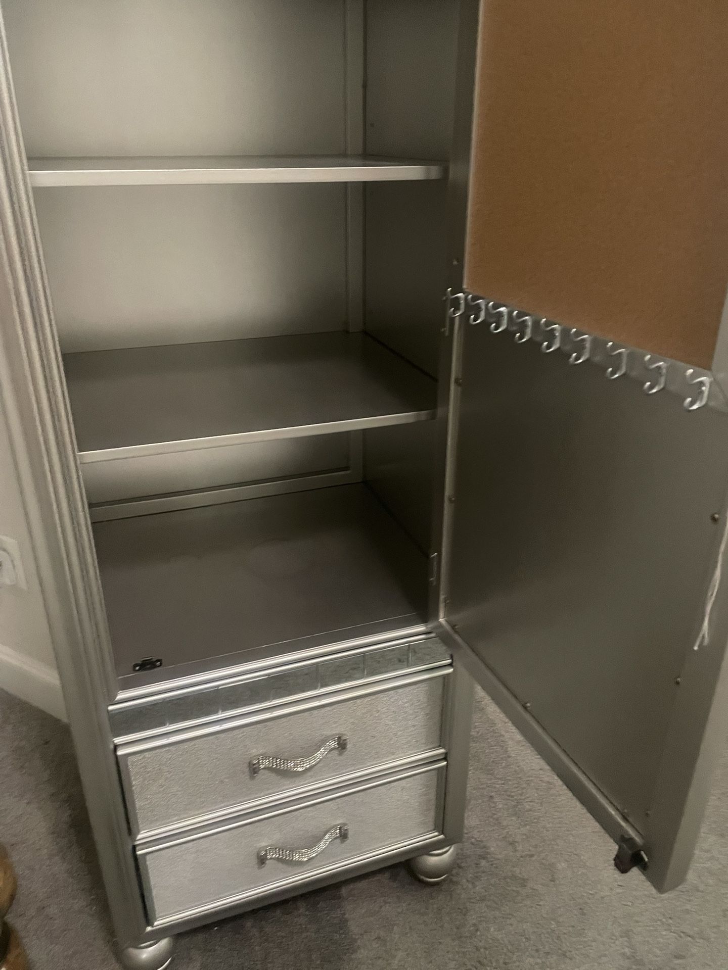 Chest/Wardrobe