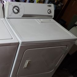 Whirlpool Washer And Electric Dryer In Good Condition Working Great 