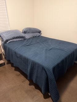 Bedroom set