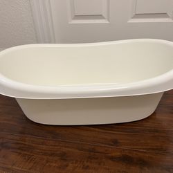 Baby bathtub 