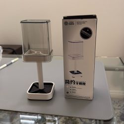 Toothbrush Holder 