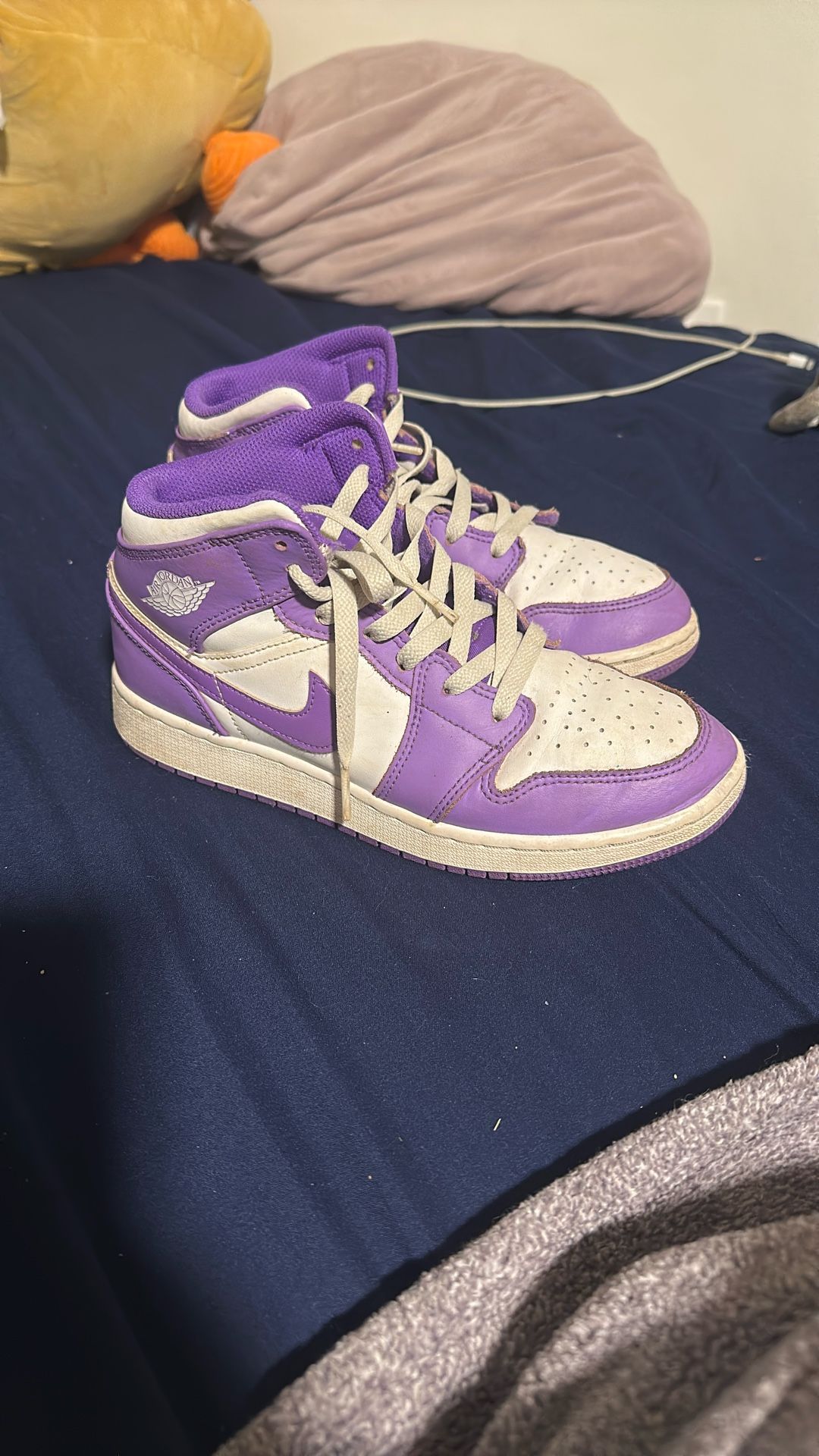 Jordan 1 Mid’s Purple