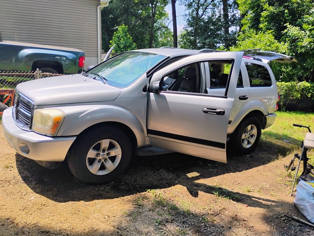 2004 Dodge Durango