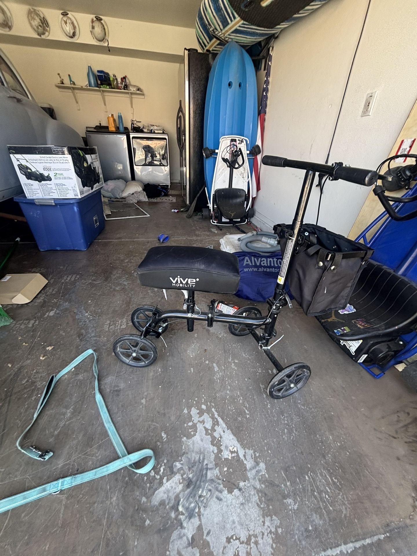 vive health knee walker