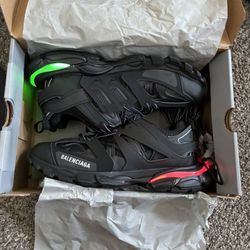 Balenciaga Tracks LED