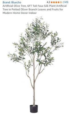 Beautiful faux silk olive tree