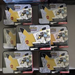 Pokemon Celebrations Collector Chest 