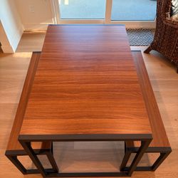 Practical dining table like new OBO