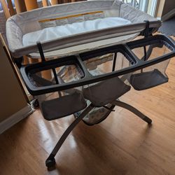 Graco Baby Changing Table 
