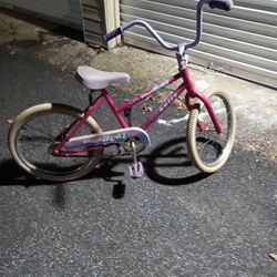20 Inch Kids Bike In Great Condition Ready To Ride 
