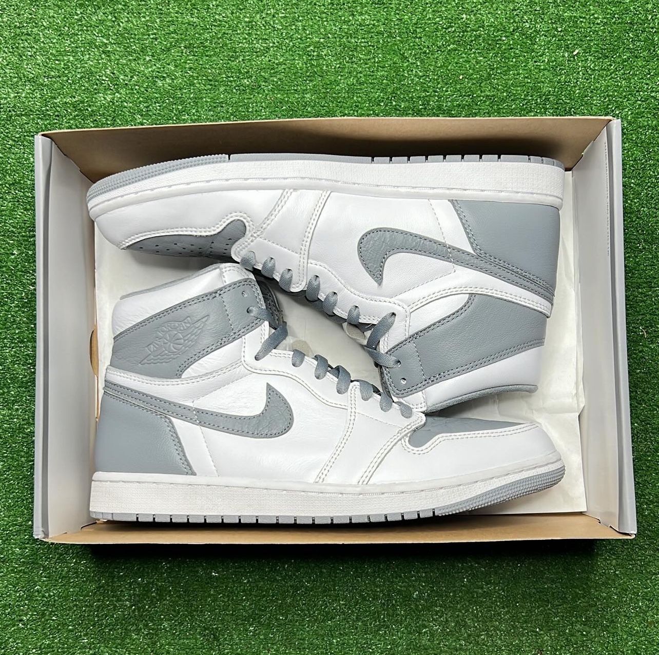 Jordan 1 Retro High OG “ Stealth “