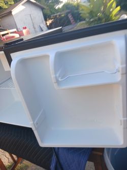 Mini Fridge with Freezer Compartment