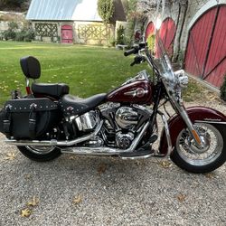 Harley Davidson Heritage Classic Motorcycle 