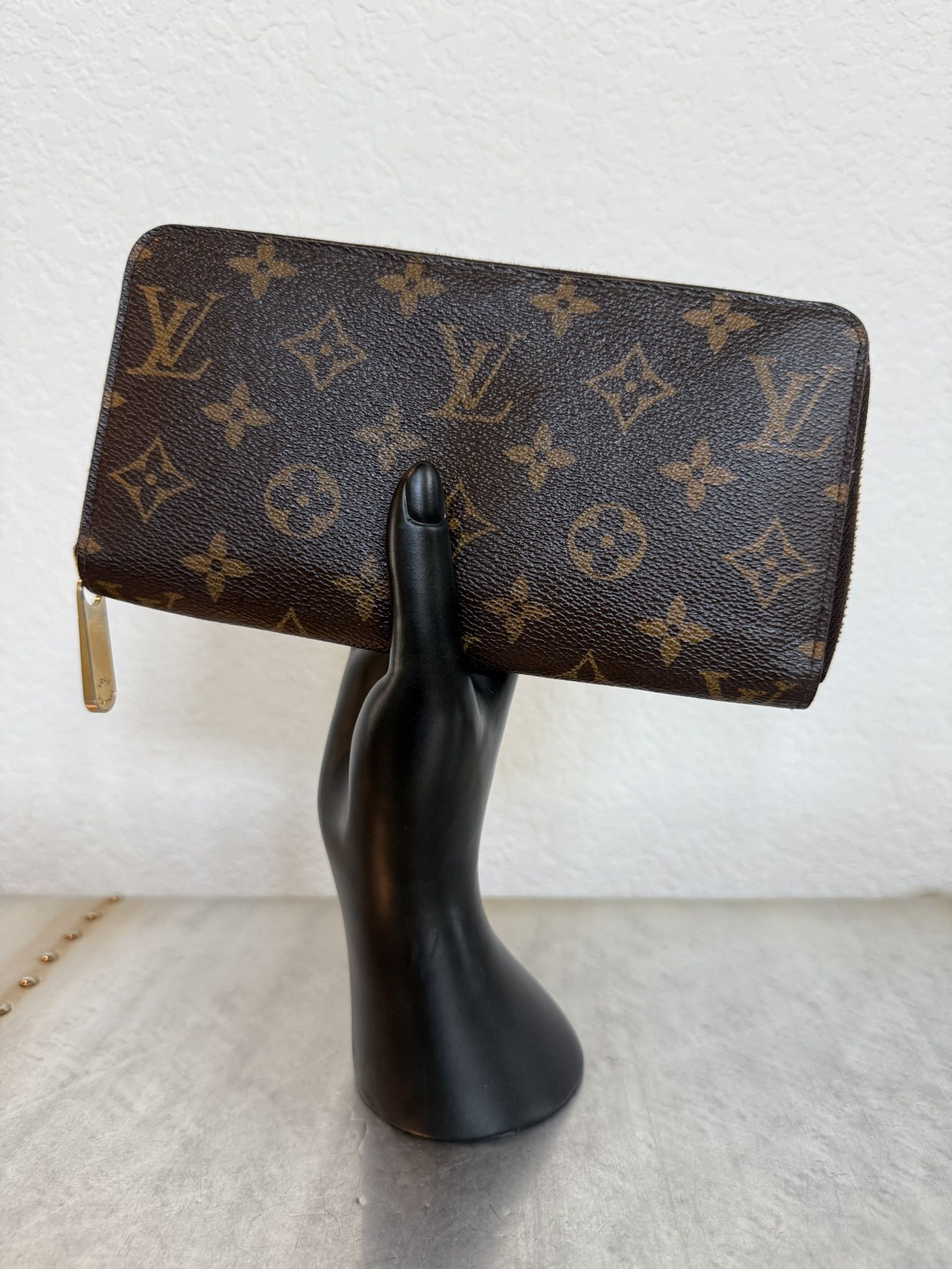 Louis Vuitton Zippy Monogram Long Wallet