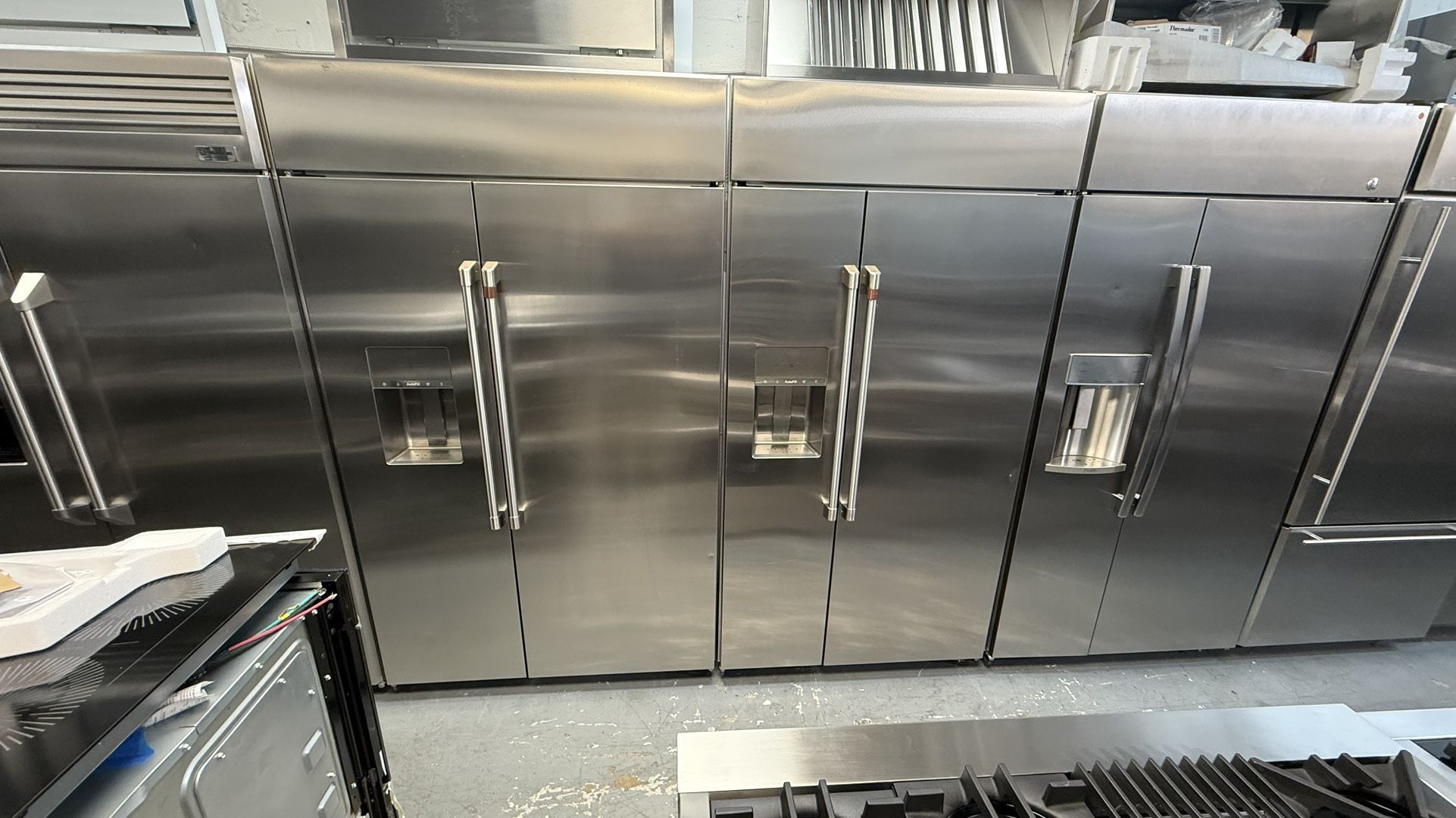 Cafe 42 Inch Wide 24.5 Cu. Ft. Full Size Refrigerator with AutoFill Water Dispenser Model: CSB42YP2NS1