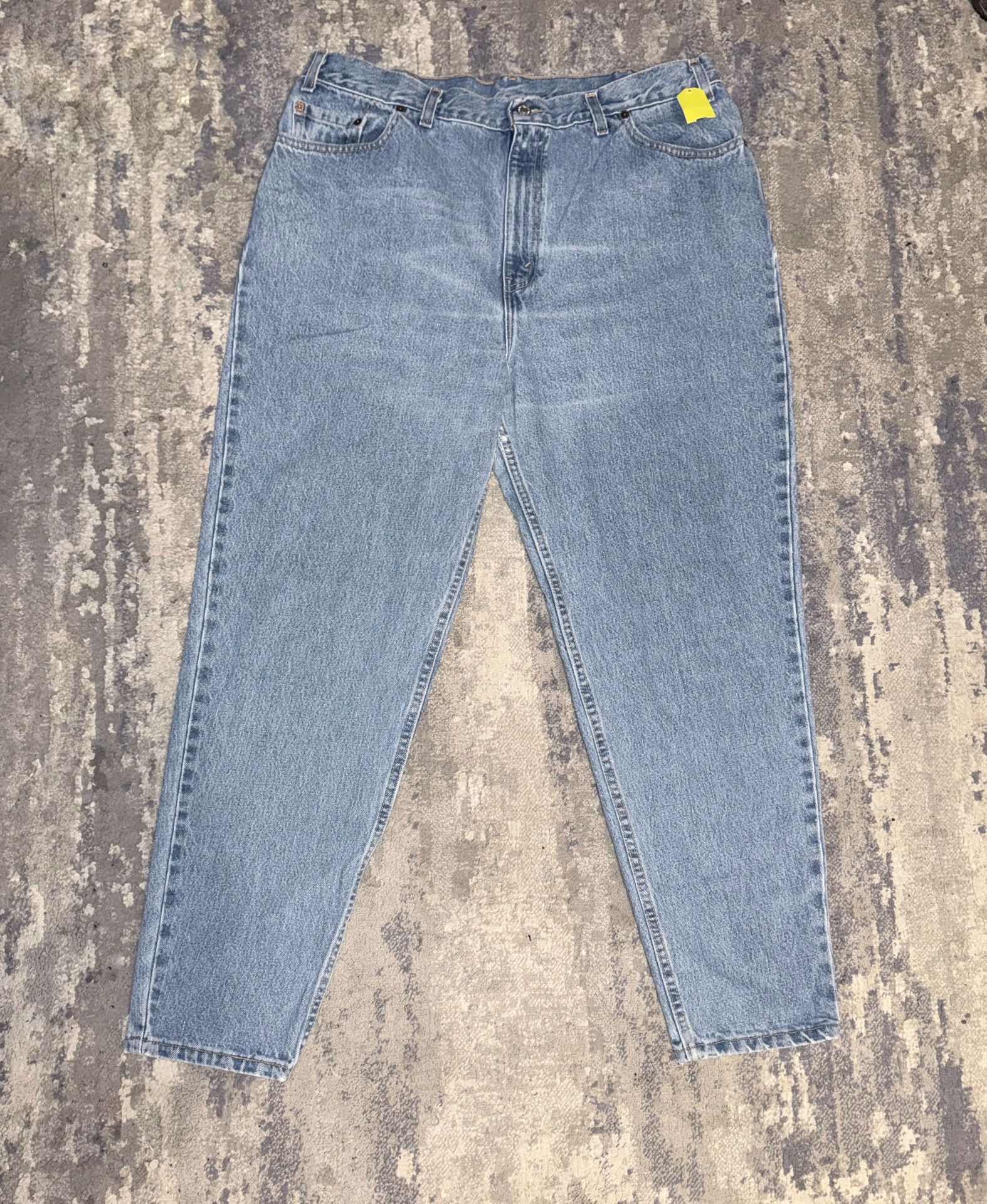 Levi's 550 Relaxed Fit Tapered Leg Jeans