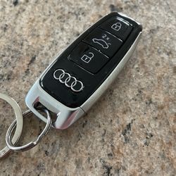 Genuine Key Fob for 2021 Audi Q7 - Compatible with Multiple Models