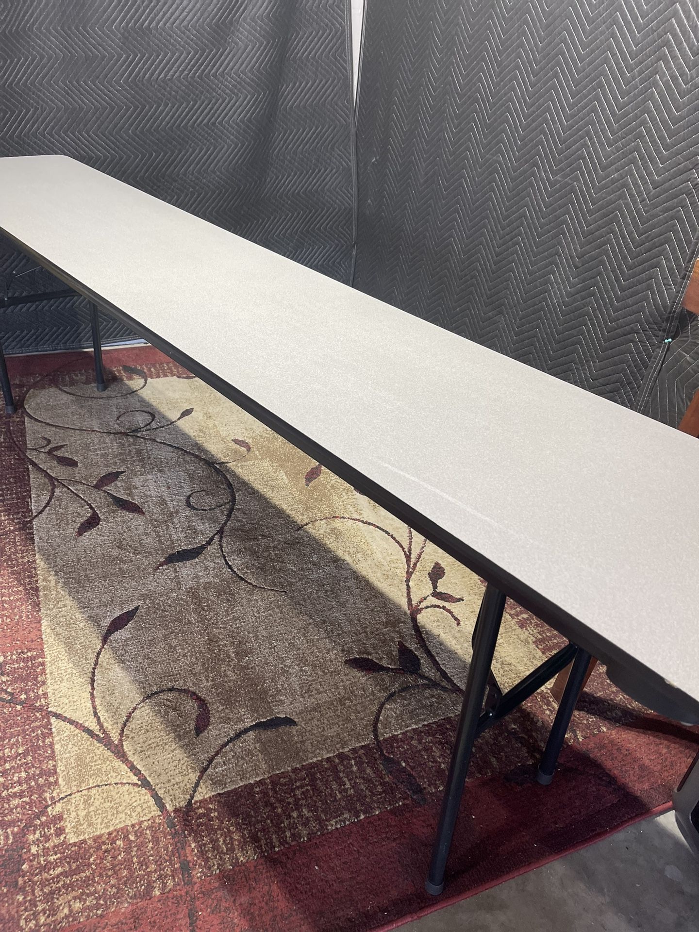 8 FT & 6 FT RECTANGULAR & ROUND FOLDING TABLE  (DELIVERY AVAILABLE)