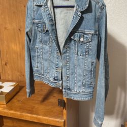 Levi’s Jean Jacket 