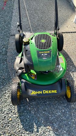 John Deere Lawn Mower self propelled