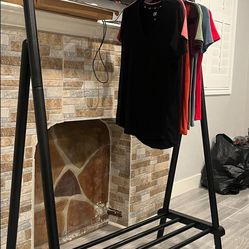 NEW Black Clothing Rack
