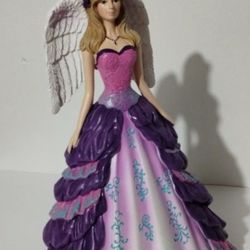 NENE THOMAS DREAMS OF HOME COLLECTION FIGURINE - GLEAMING GRACE 7.5"×5" -S1000