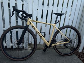 Canyon Grail 7 eTap Bike
