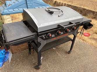 Black stone iron forged grill