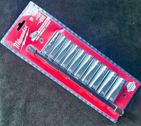 Milwaukee 10-Piece Metric Socket Set