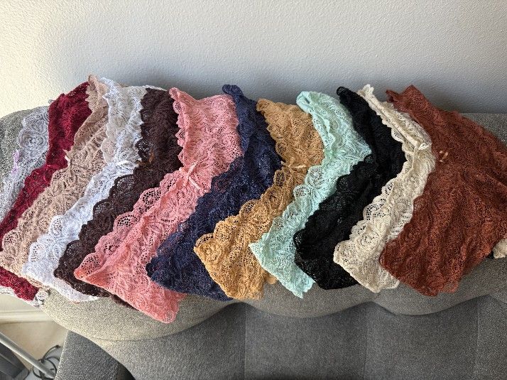 New Womens lingerie XL together only $15 pu only edinburg