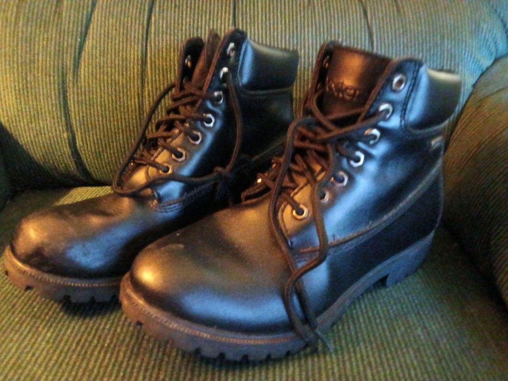Dexter Men's Waterproof Boots Size 7   1/2