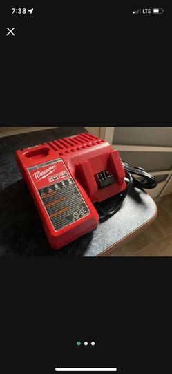 Milwaukee Charger M18 & M12  New