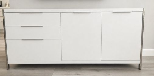 White Modern Buffet