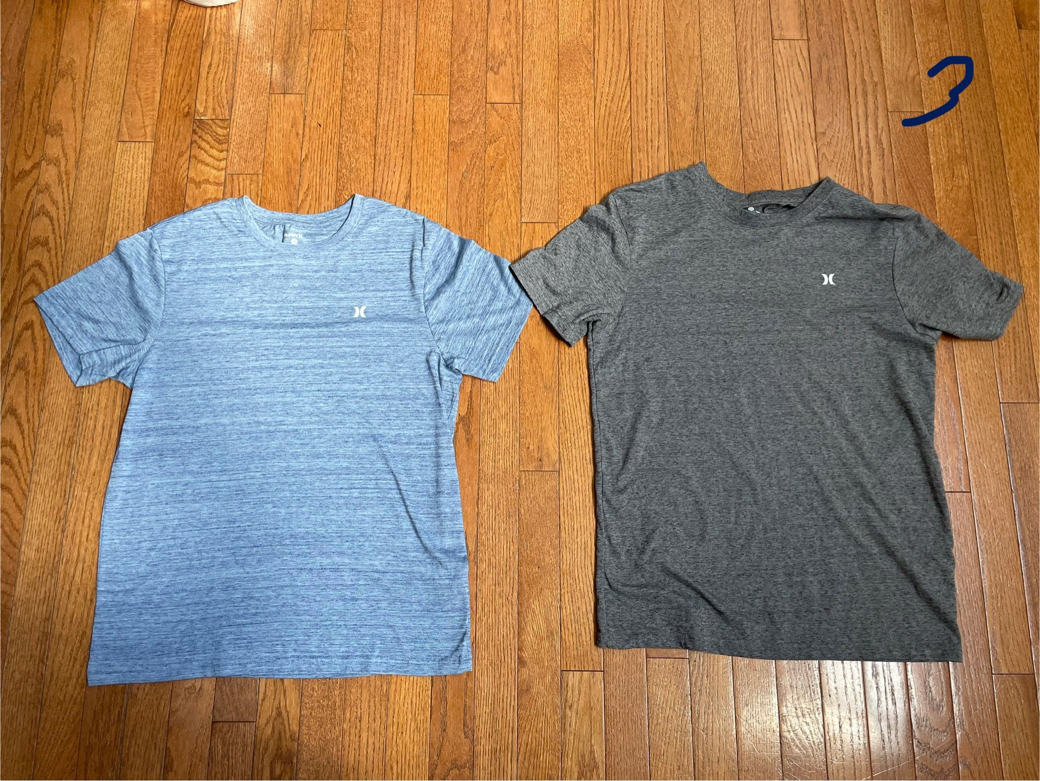 Men’s Short Sleeve Shirts-Size Medium