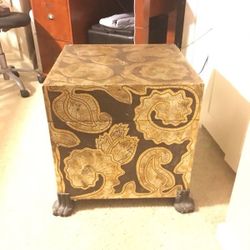 Ottoman box from Italy