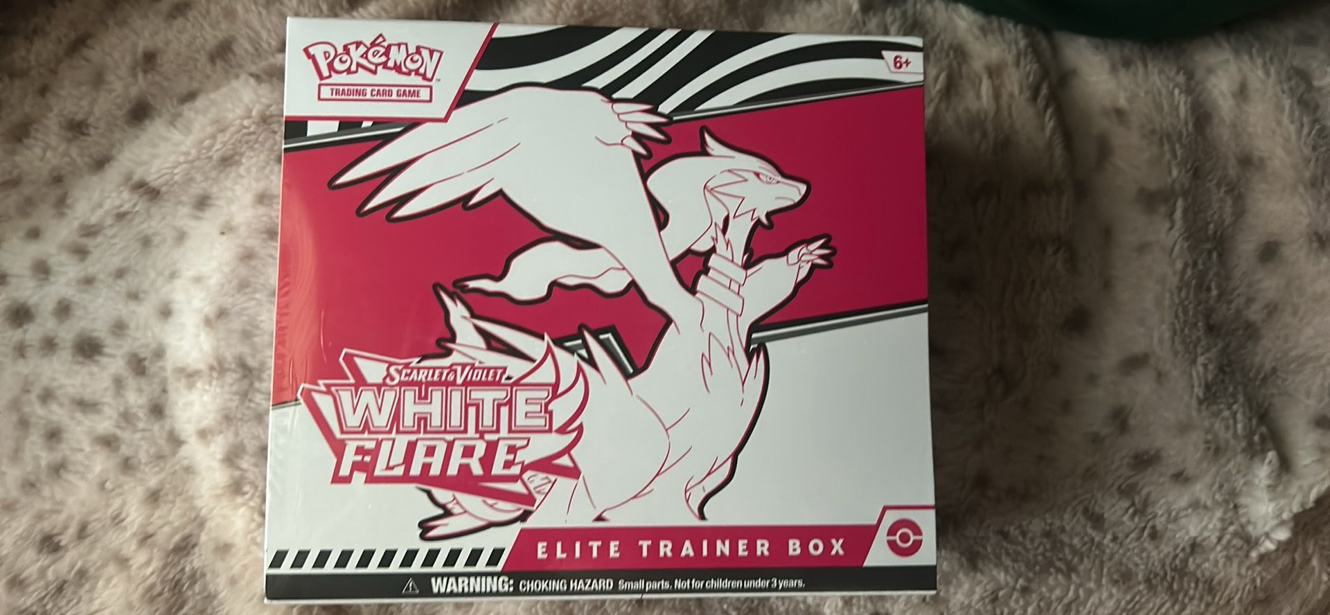 White Flare ETB