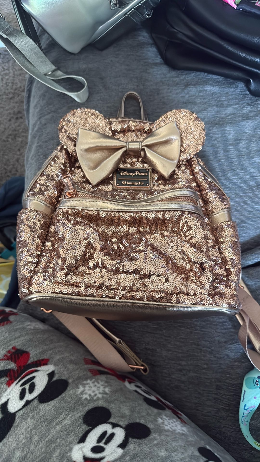 Disney Loungefly backpack (Pink)